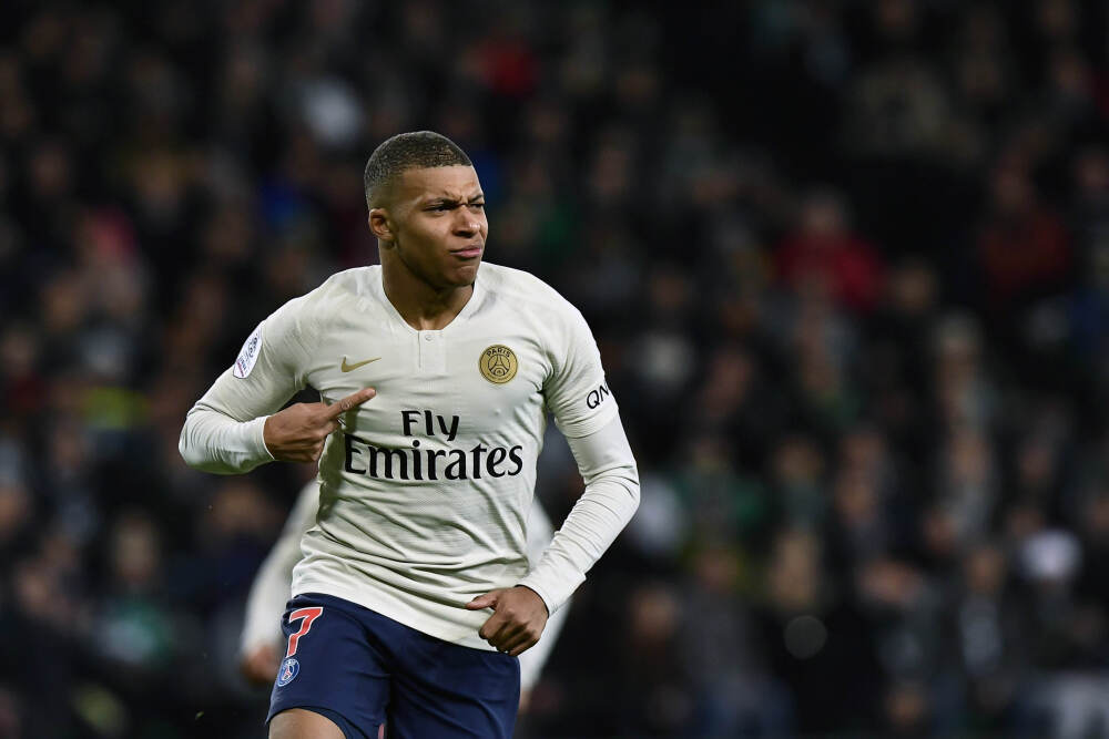 政府停摆结束 美国赶在感恩节假期前终止航班削减令